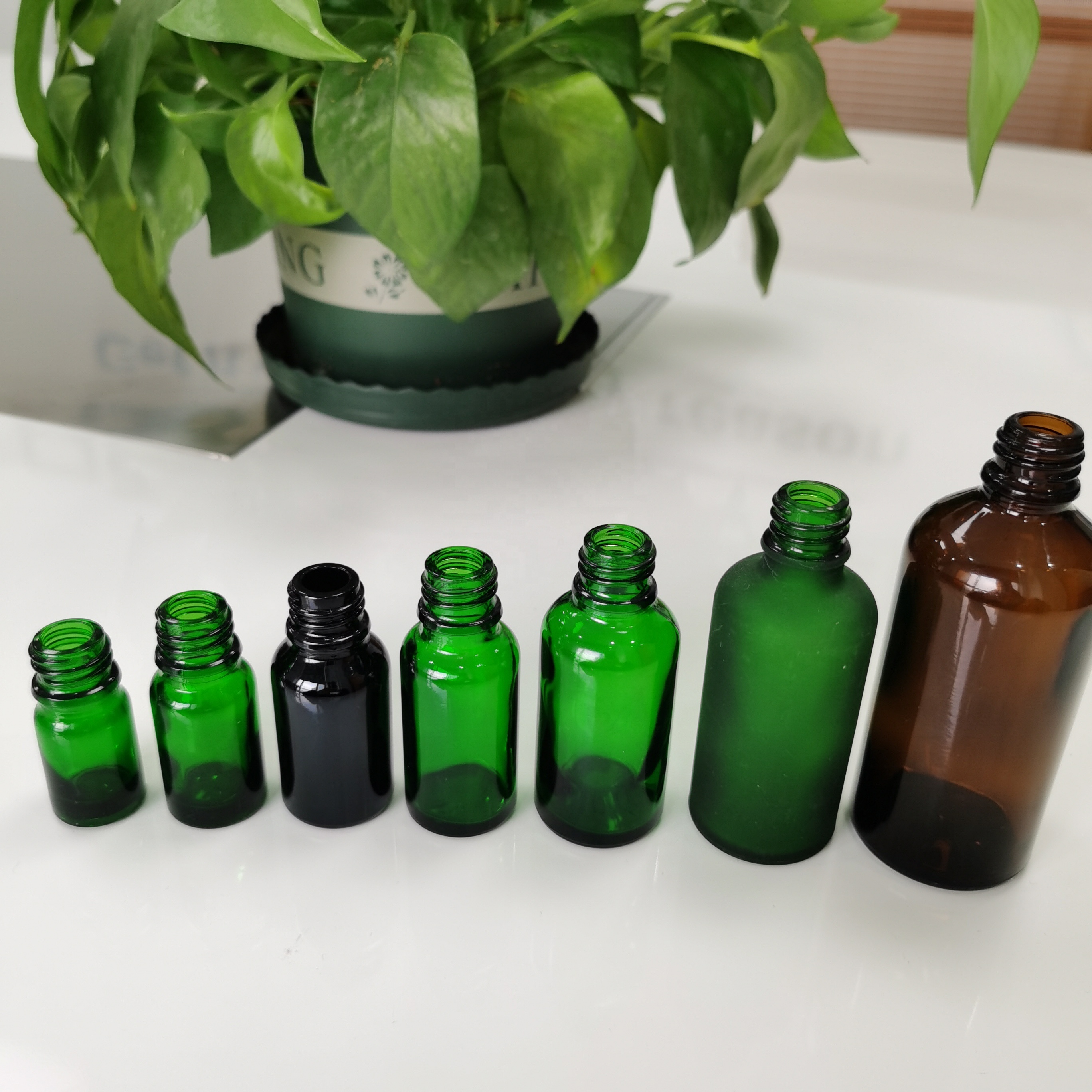 5ml green essential oil glass bottle with gold dropper, glass bottles for essential oils,5ml 10ml 15ml 20ml 30ml 50ml 100ml
