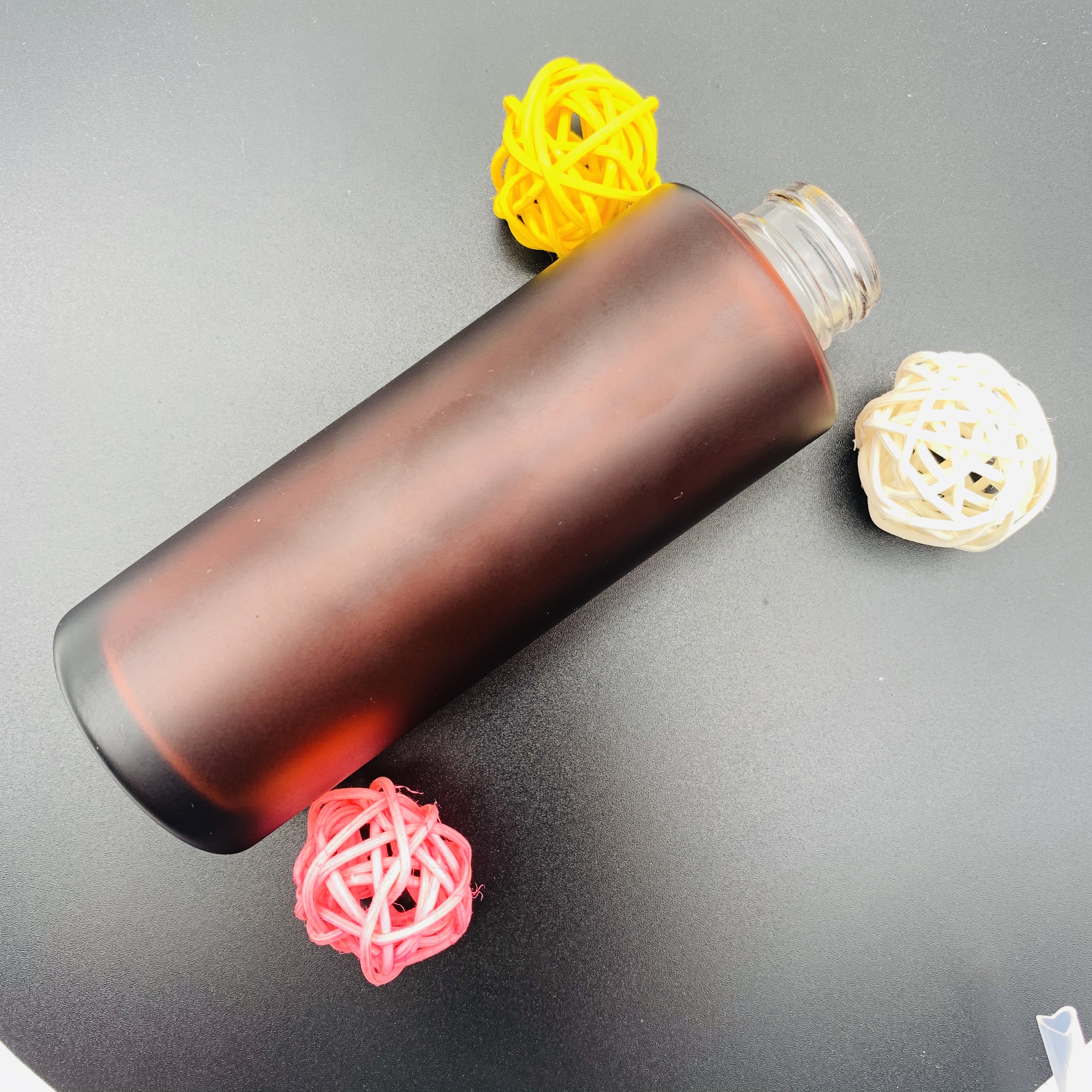 60ml 100ml Lotion Pump Bottle Frosted Essential Oil Bottle Cosmetic Glass Pump Bottle