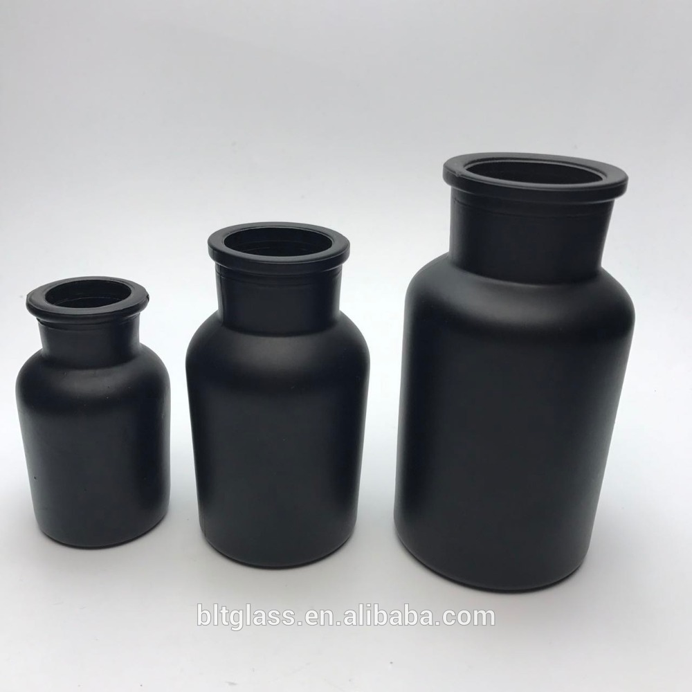 60ml 125ml 250ml matte black frosted fresh flower decoration pill glass bottle with cork seal