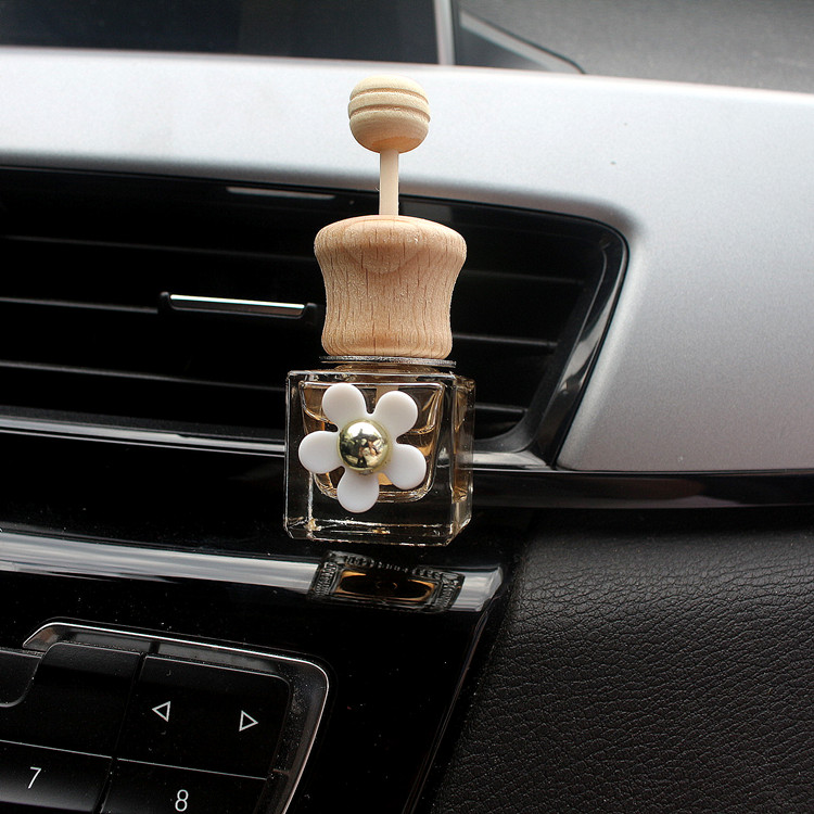 6ml Wooden Cap Car Perfume Bottle Empty Glass Car Fragrance Bottle
