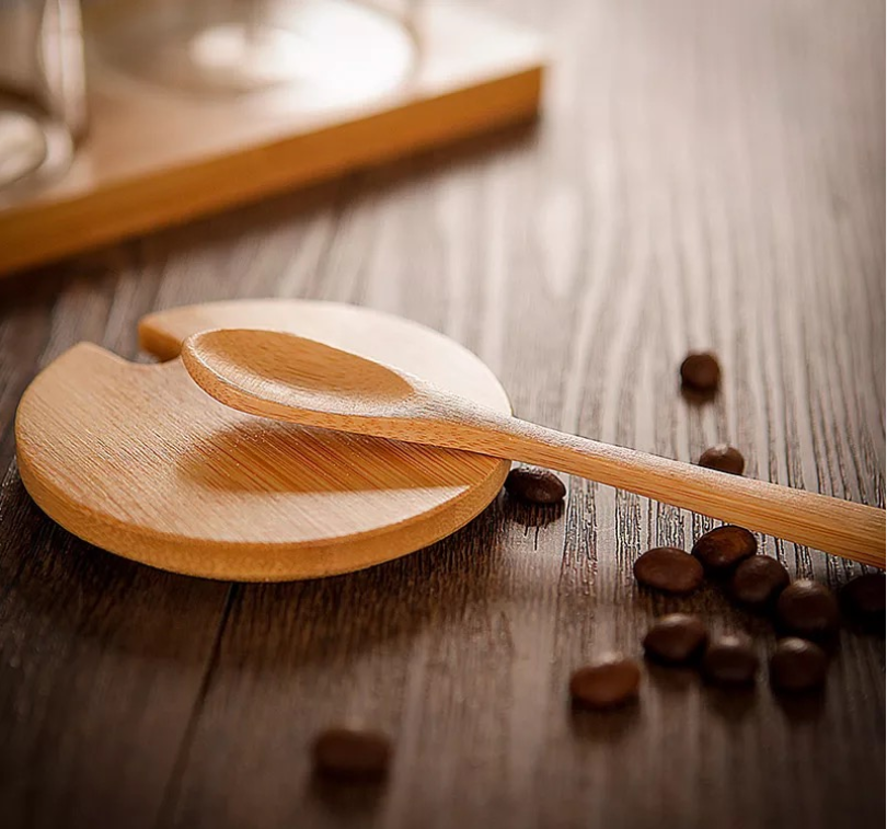 7.8oz Healthy Eco-friendly Reusable Glass Spice Storage Jar with Bamboo Lid and Spoon
