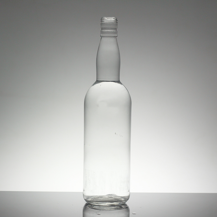 700ml liquor glass bottle
