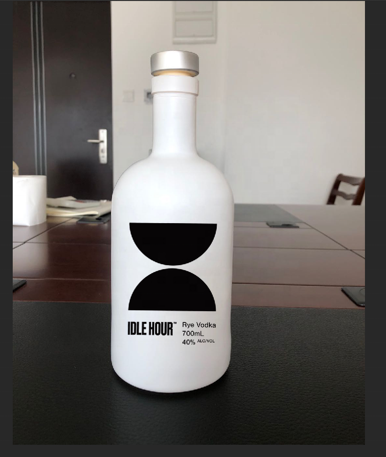 700ml spirit glass bottle vodka glass bottle with cork