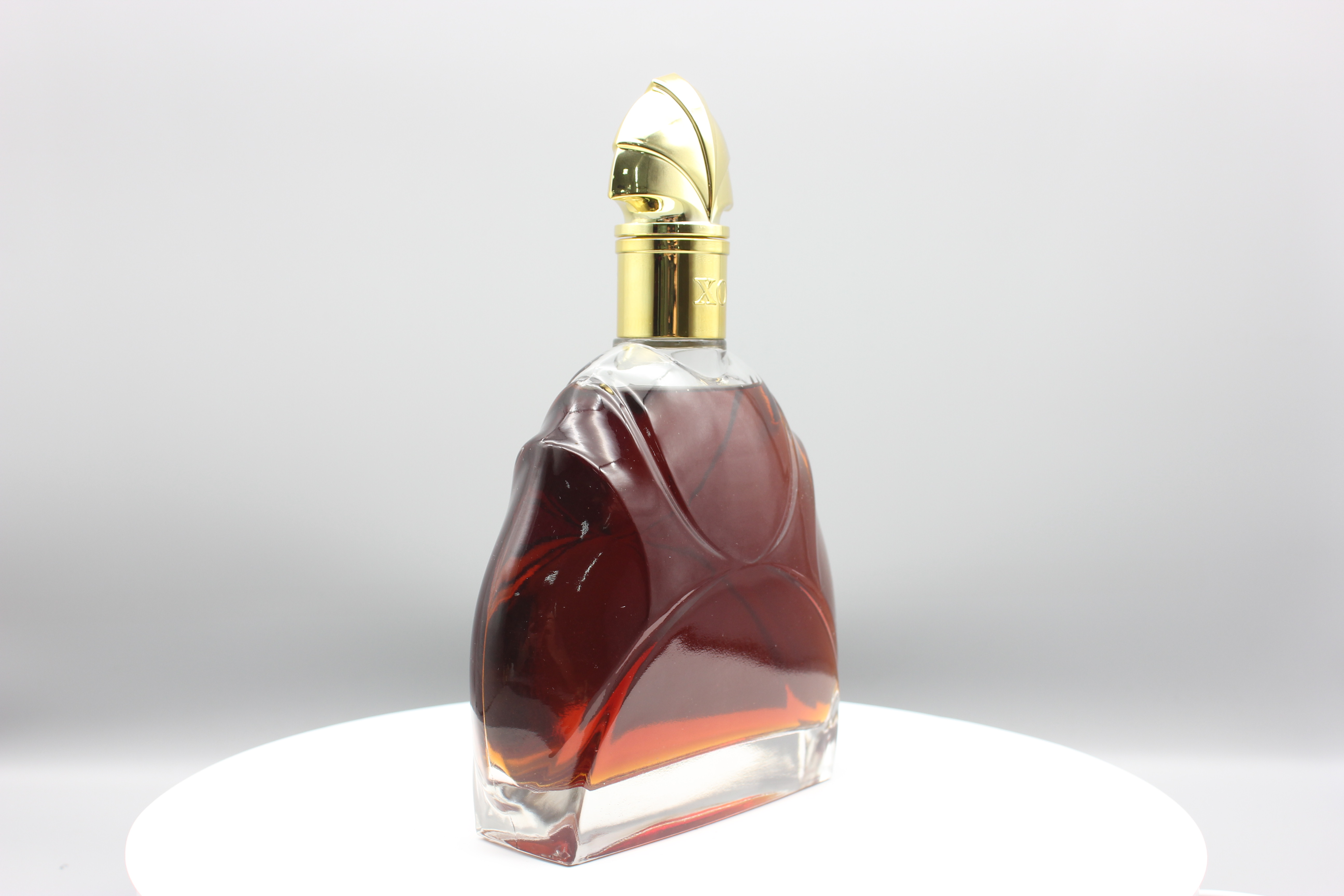 750 ml liquor glass bottle with cork stopper glass liquor/wine/vodka bottle glass spirit bottle flat flask liquor