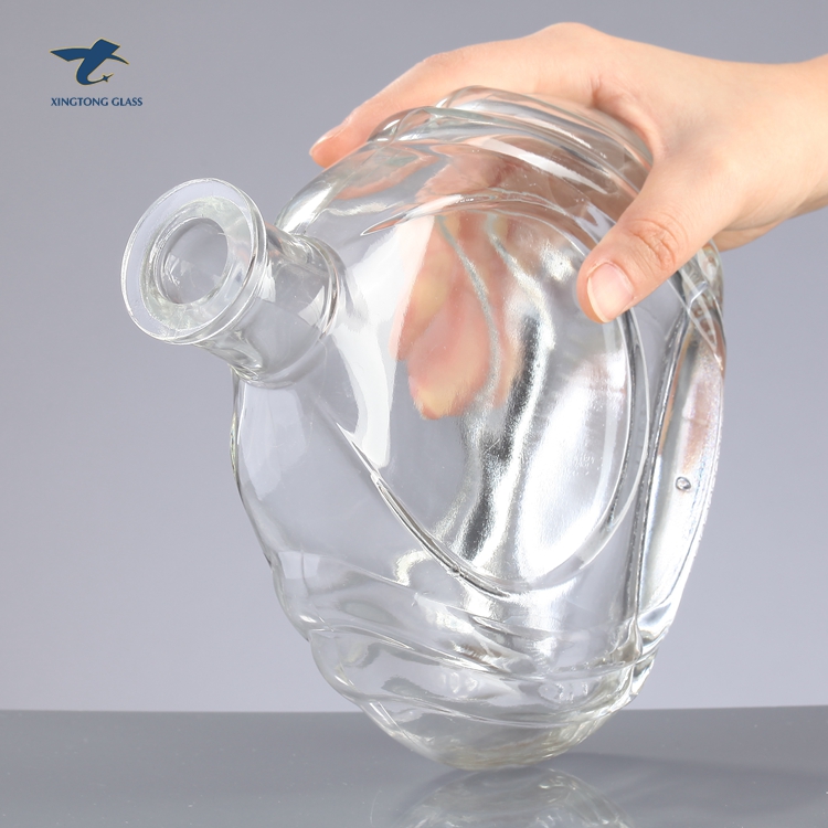 750Ml Hot Selling Unique Shaped Rum Bottle With Golden Cap