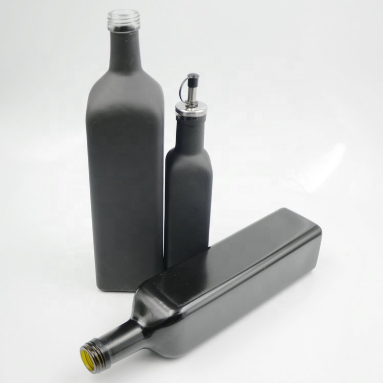 750ml(25.36 fl oz) Black Ultraviolet Square Glass Oil Bottle with Plastic Pour Spout 250ml 500ml 1000ml