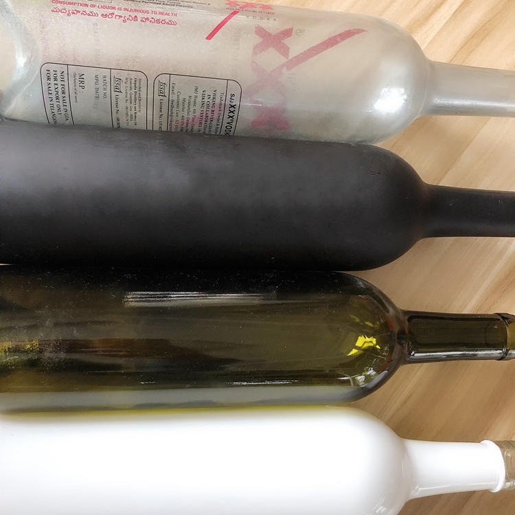 750ml black, white, green color round glass bottle for red wine