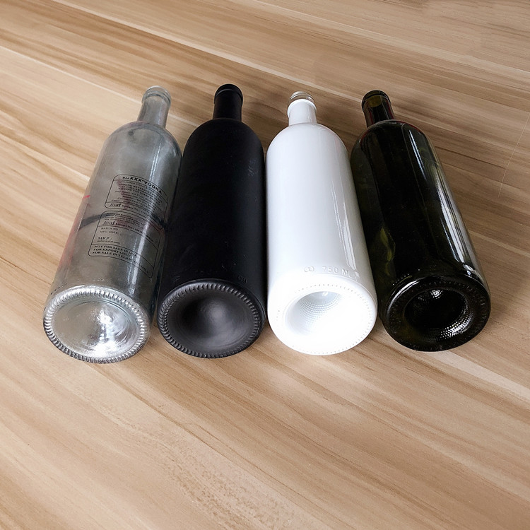 750ml black, white, green color round glass bottle for red wine