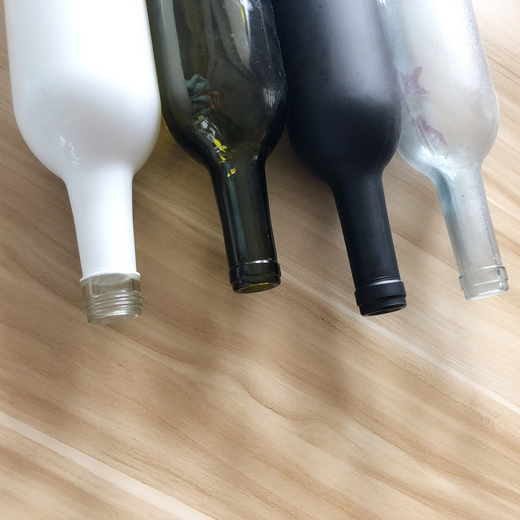750ml black, white, green color round glass bottle for red wine