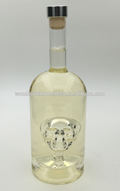750ml empty skull shaped glass bottle/skull glass bottle/glass whiskey bottles