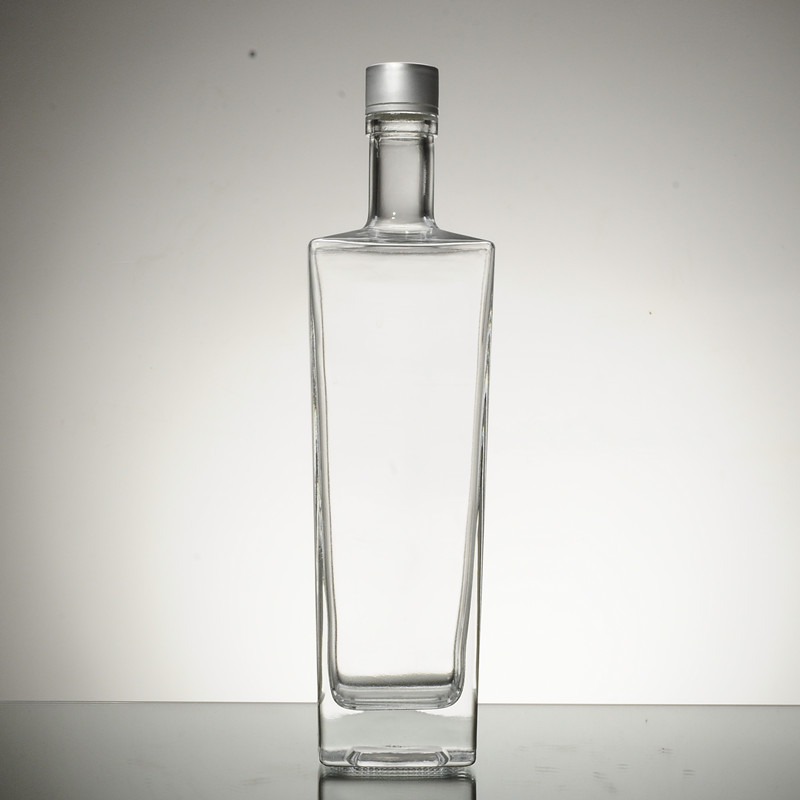 750ml empty whisky glass bottle square 700ml