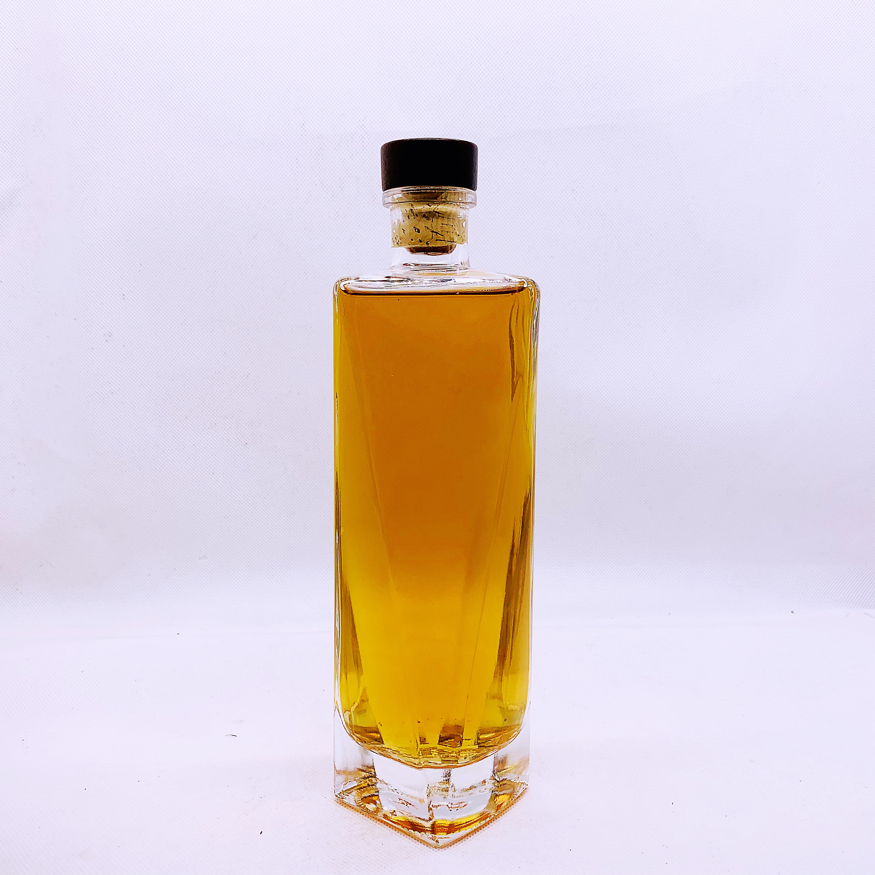 750ml glass bottle empty square wine whiskey glass bottle with wooden cap