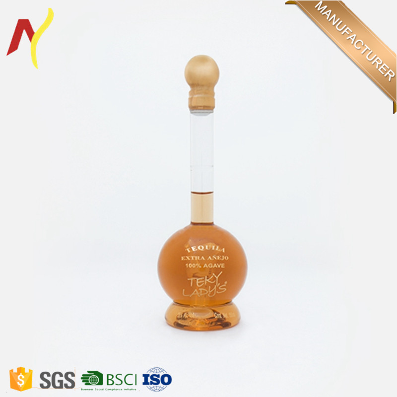 750ml hand-blown borosilicate clear empty glass liquor bottle with rose inside for brandy vodka and tequila