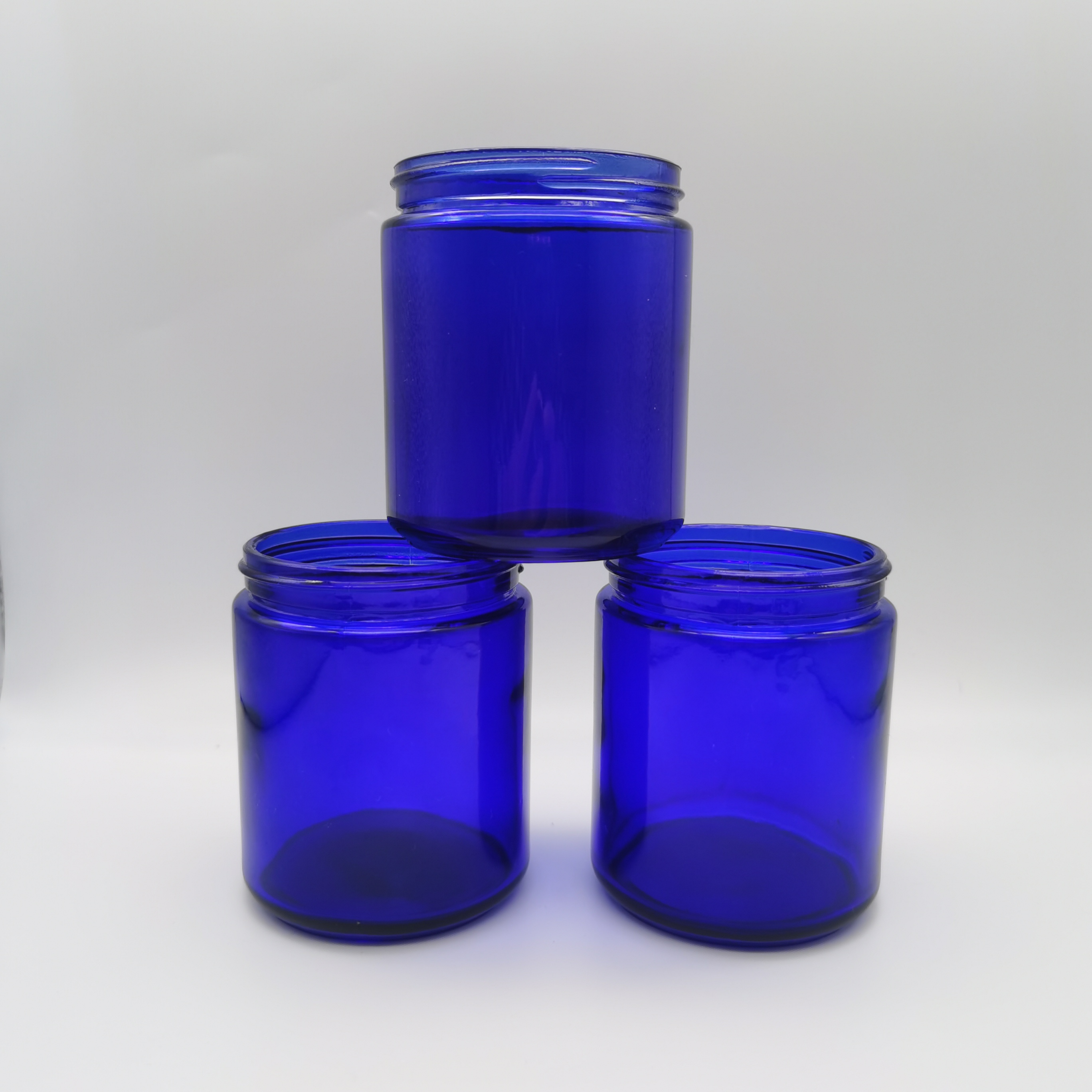 8 OZ Cobalt Blue Refillable Cosmetic glass Jars with Aluminum Screw cap, Round Containers For Beauty Products, Cream