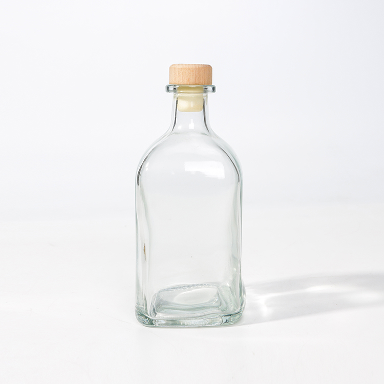 8 oz 250 ml Thick Base Recycled Glass Bottle With Natural Cork Top Set For Perfumed Body Oil