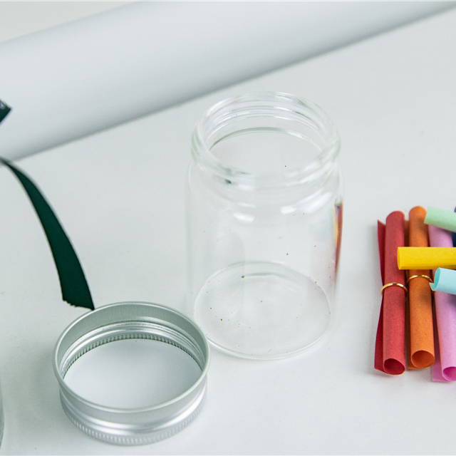 80ml Clear Glass Bottle with Silver Screw Lid, Storage Tank and Wishing Bottles,Various models available and good practicability