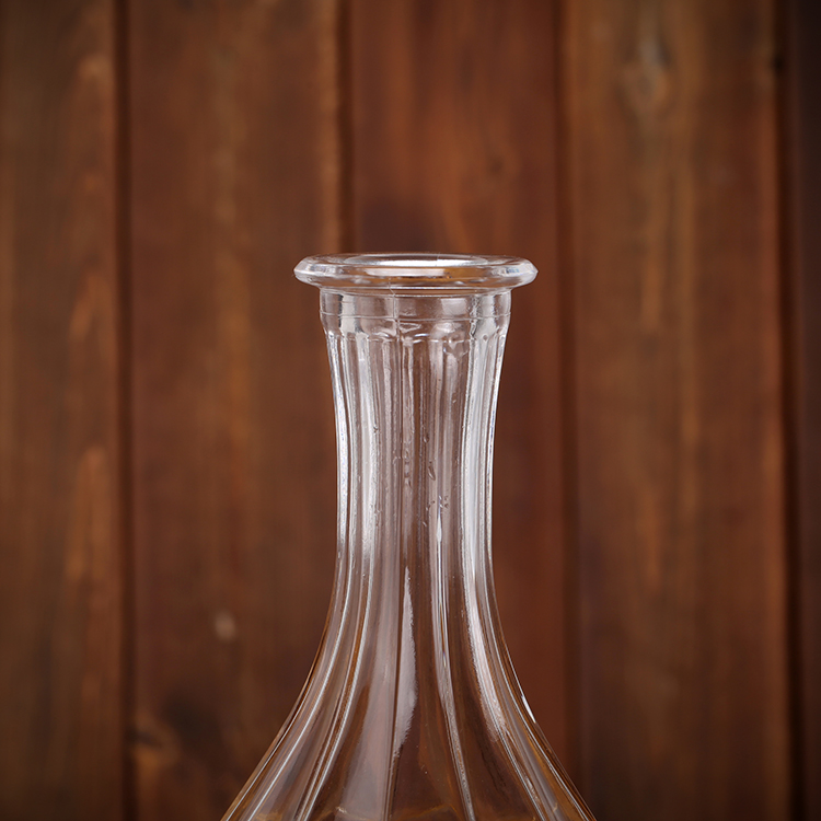 850 ml Wholesale Fancy Wine Glass Bottle With Cap