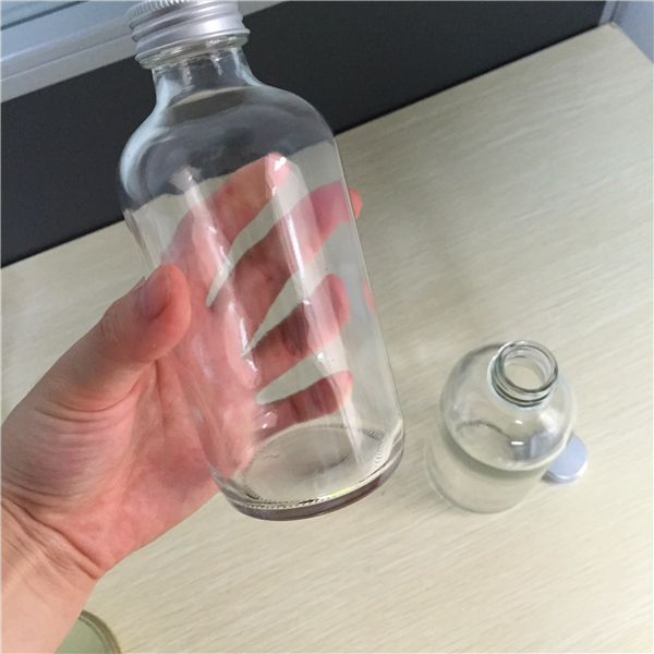 8OZ Empty Clear Boston Round Glass Bottle With Silver Aluminum Screw Cap