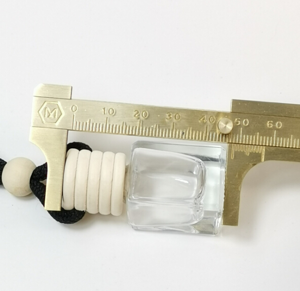 8ml-10ml Square Empty Car Hanging Diffuser Glass Bottle with Wooden Cap Air Freshener Refillable Perfume Bottle