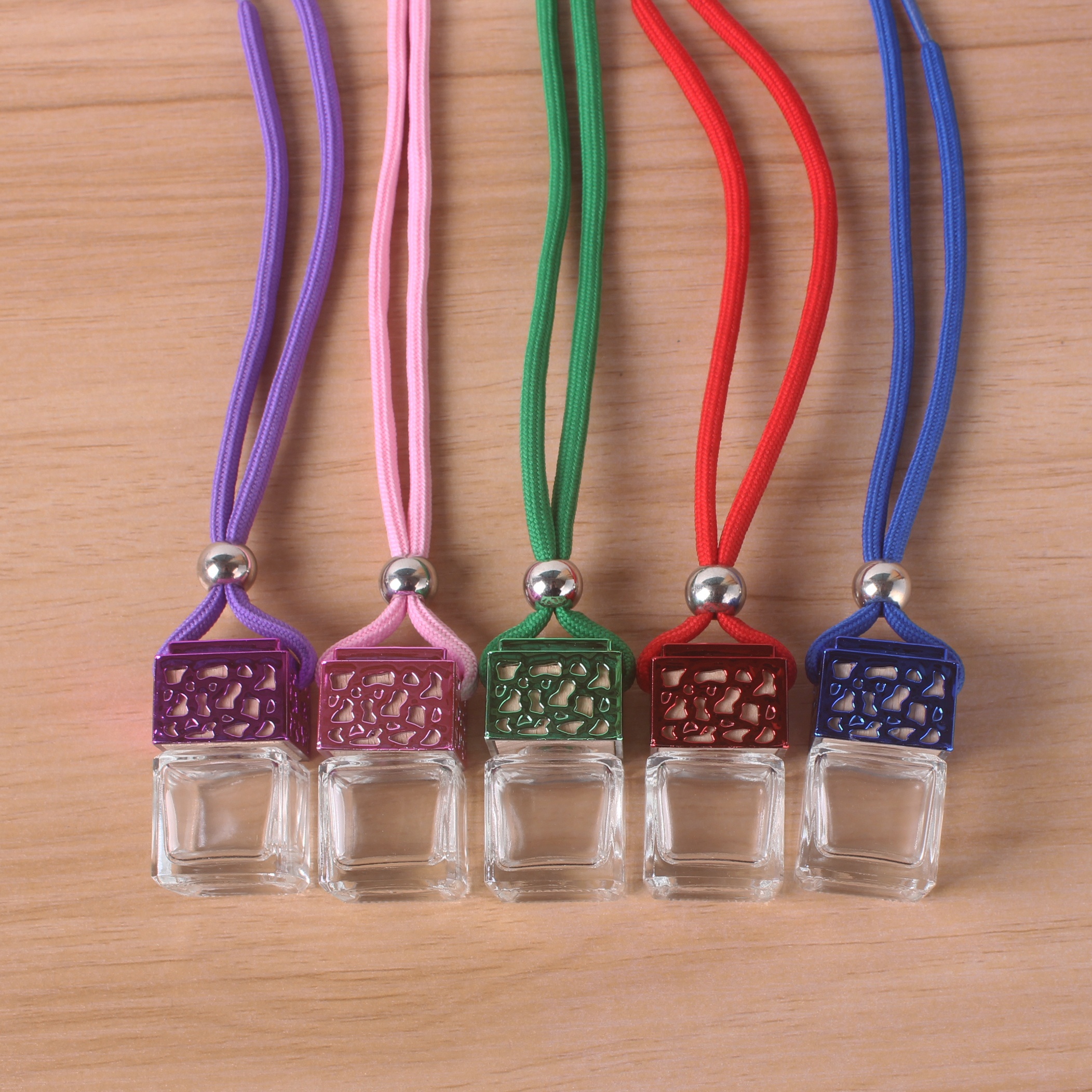 8ml Square unique perfume bottle hanging diffuser empty car perfume glass bottle manufacturer