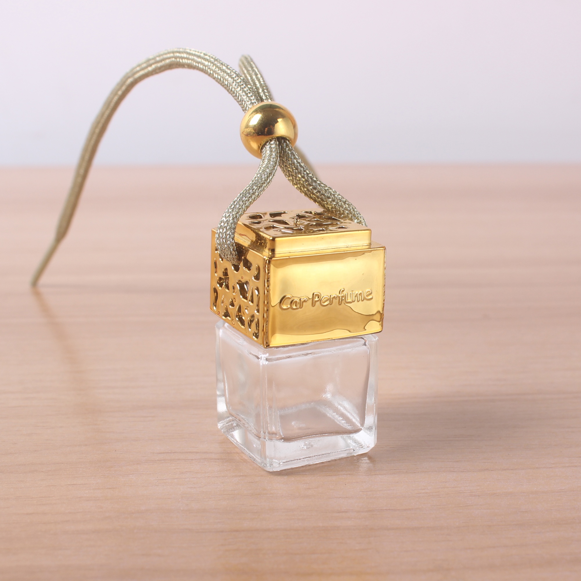 8ml Square unique perfume bottle hanging diffuser empty car perfume glass bottle manufacturer