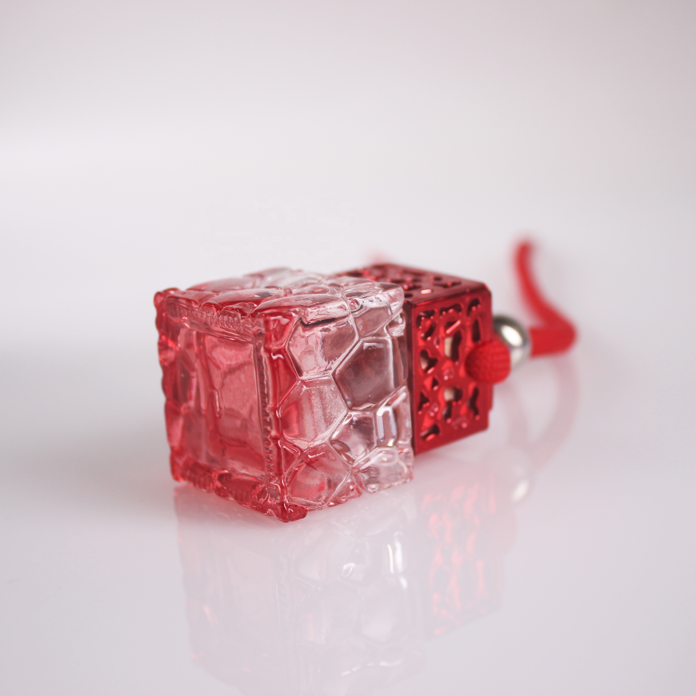 8ml Tinted honeycomb shape parfume bottle gold pink blue car perfume bottle hanging car air aroma diffuser