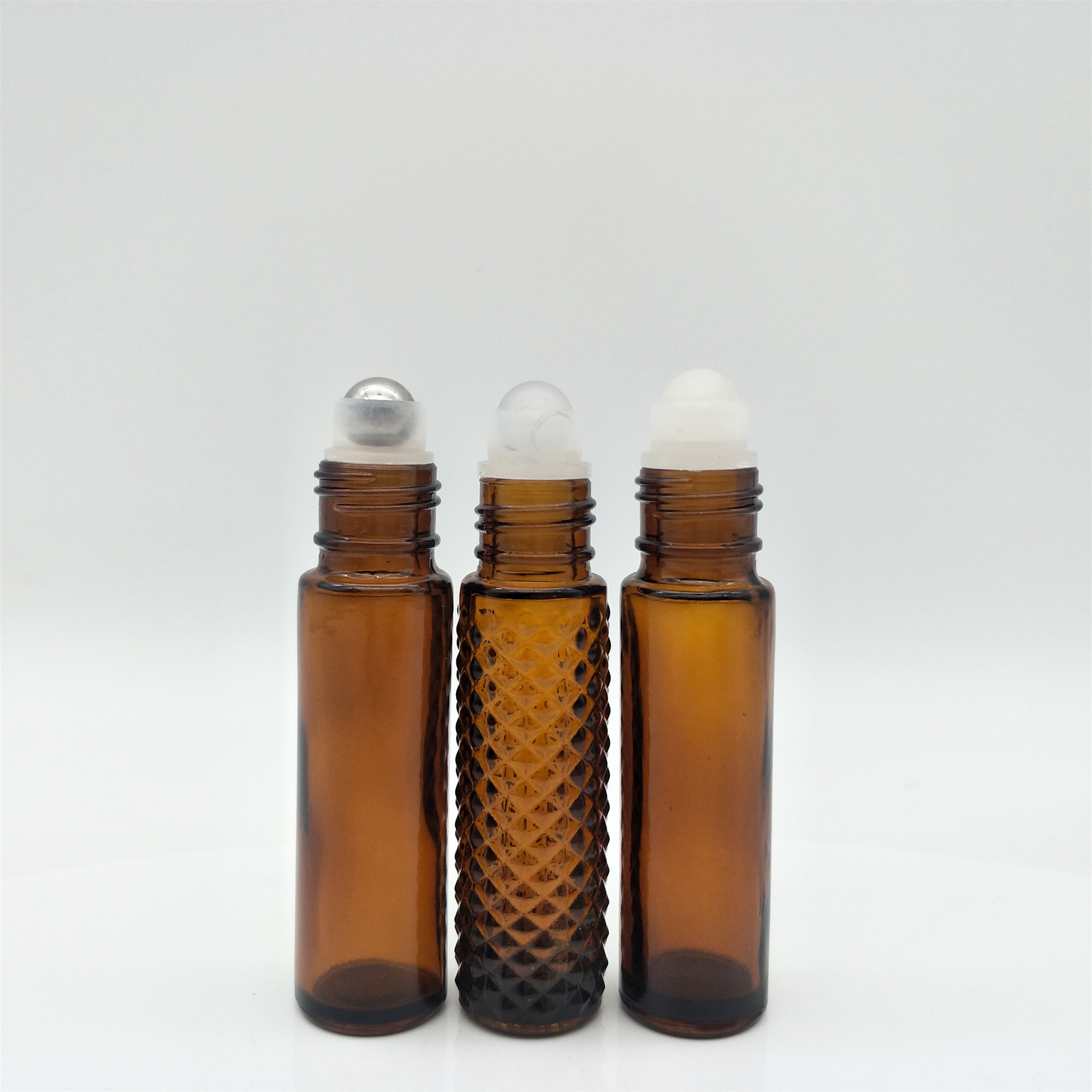 8ml frost roll on glass bottle with gold aluminum cap