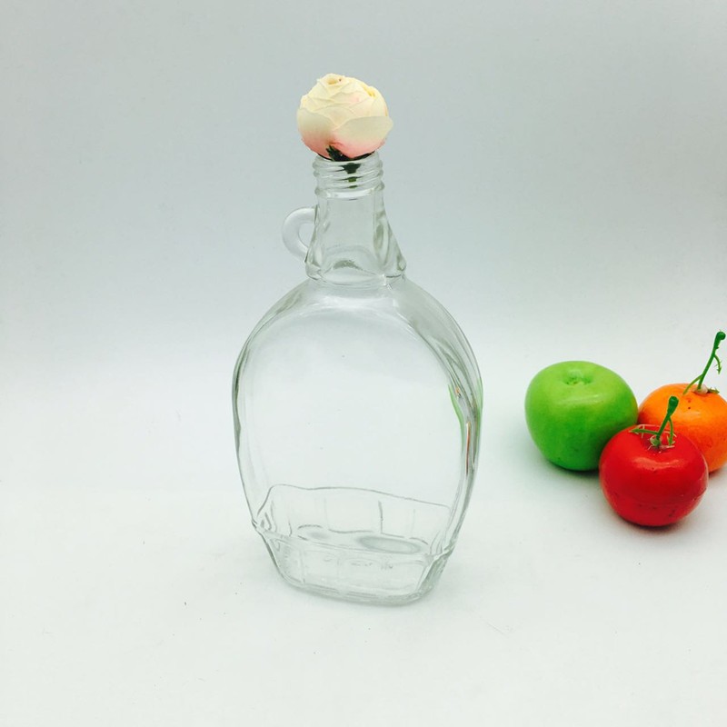 8oz empty reusable beer glass bottle clear 12 oz glass beverage wine bottle with tiny handle