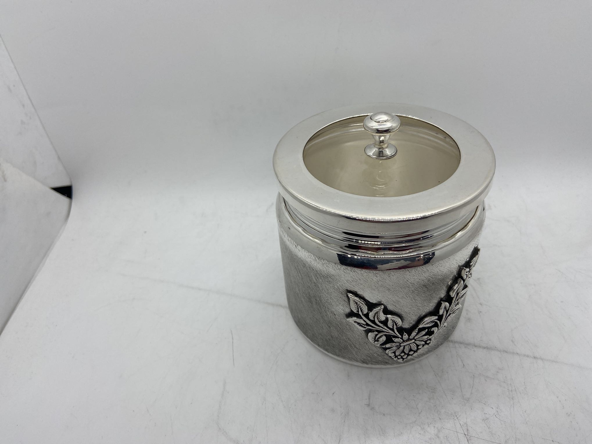 925 SIlver Storage Jars Hand Engraved Kids Cookie Jar Food Jar used for Tabletops Home decoration and Kitchen storage jars