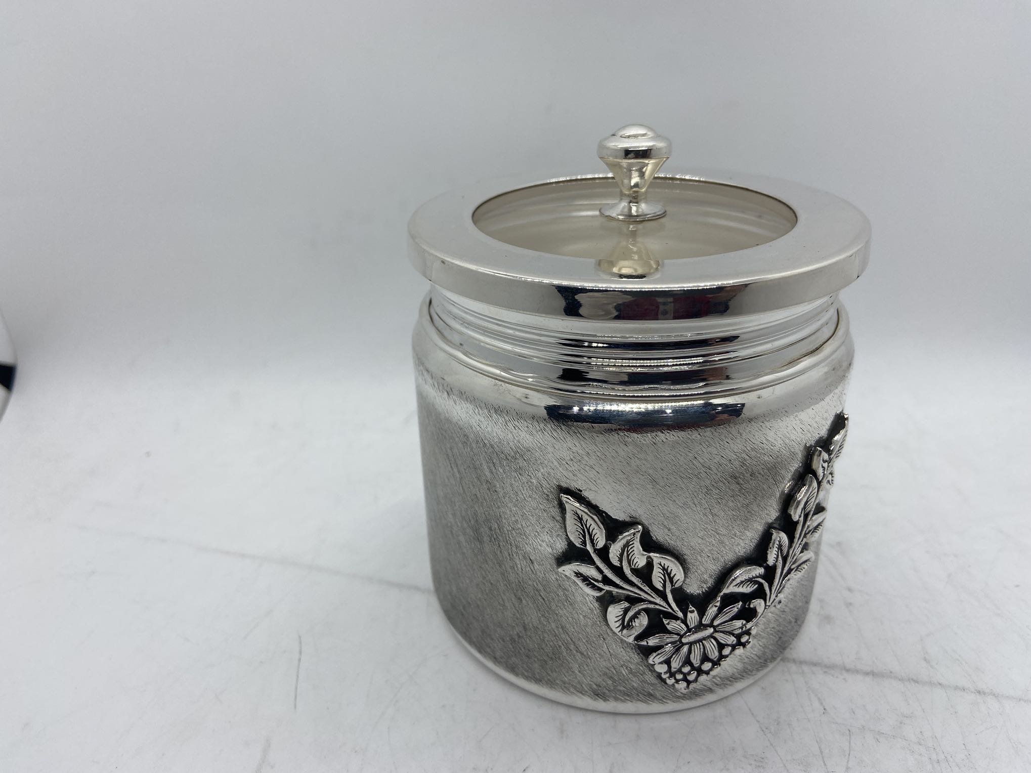 925 SIlver Storage Jars Hand Engraved Kids Cookie Jar Food Jar used for Tabletops Home decoration and Kitchen storage jars