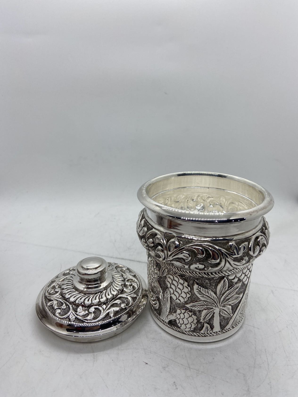 925 SIlver Storage Jars Highly detailed Kids Cookie Jar Food Jar used for Tabletops Home decoration and Kitchen storage jars