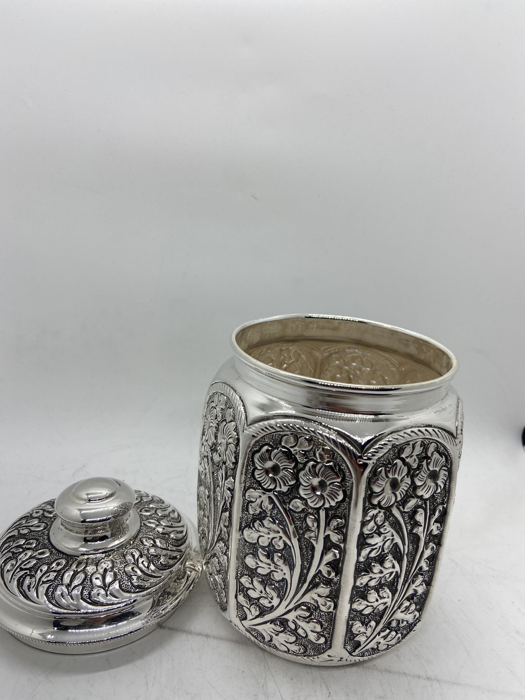 925 SIlver Storage Jars heavy Designed Kids Cookie Jar Food Jar used for Tabletops Home decoration and Kitchen storage jars