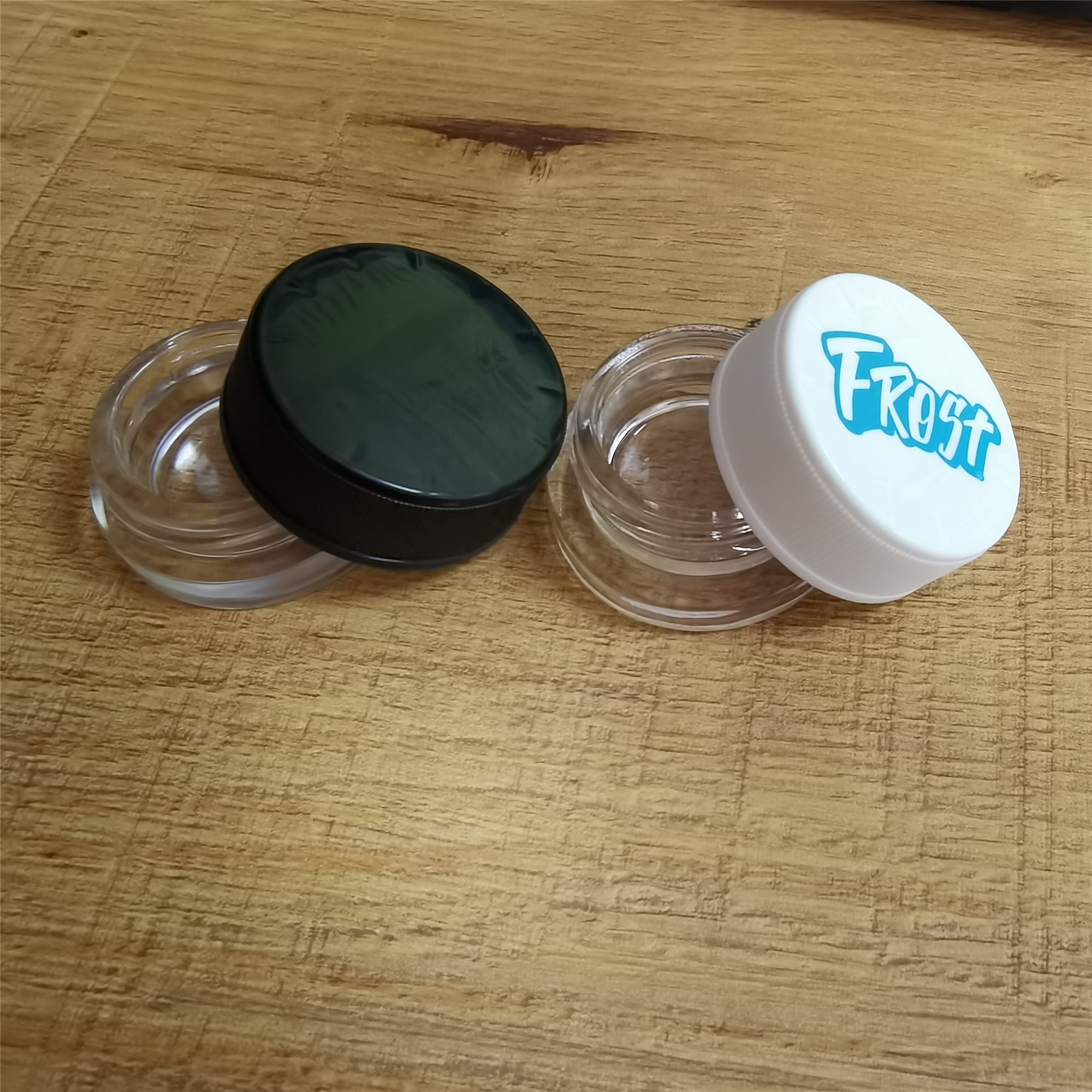 9ml Clear Concentrate Glass Jar with Black Ribbed Child-Resistant Plastic Cap (Set)