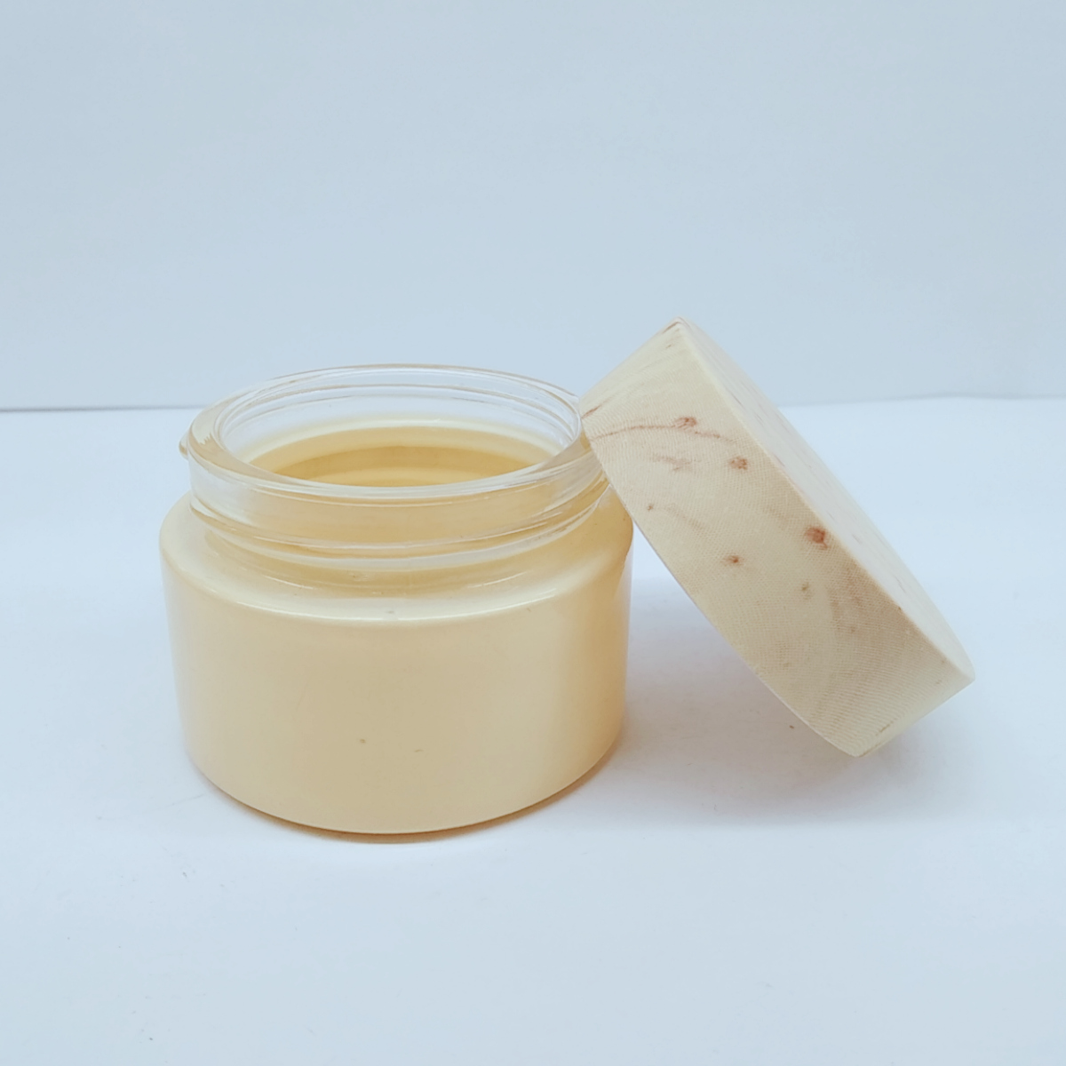 A complete set of environmental protection recyclable cream packaging jars