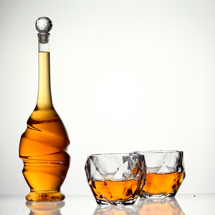 AIHPO07 Manufacture Empty Fancy Special Gift Custom Design Swirly Warped Shaped Sale Empty 750ml Glass Wine Liquor Bottles