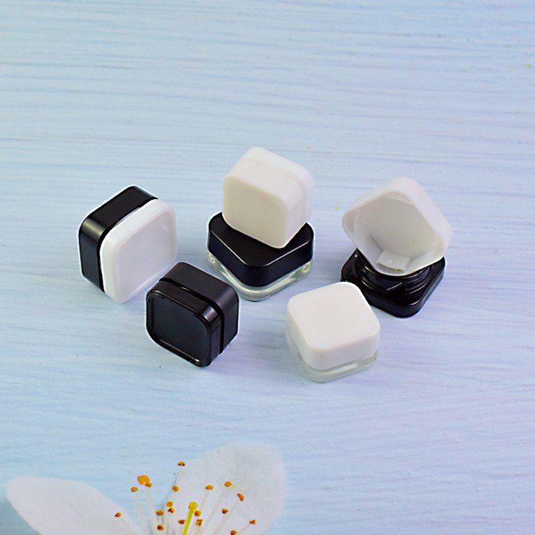 Air tight smell proof weed packaging jar hemp storage glass jar concentrate containers CBD oil glass container jars