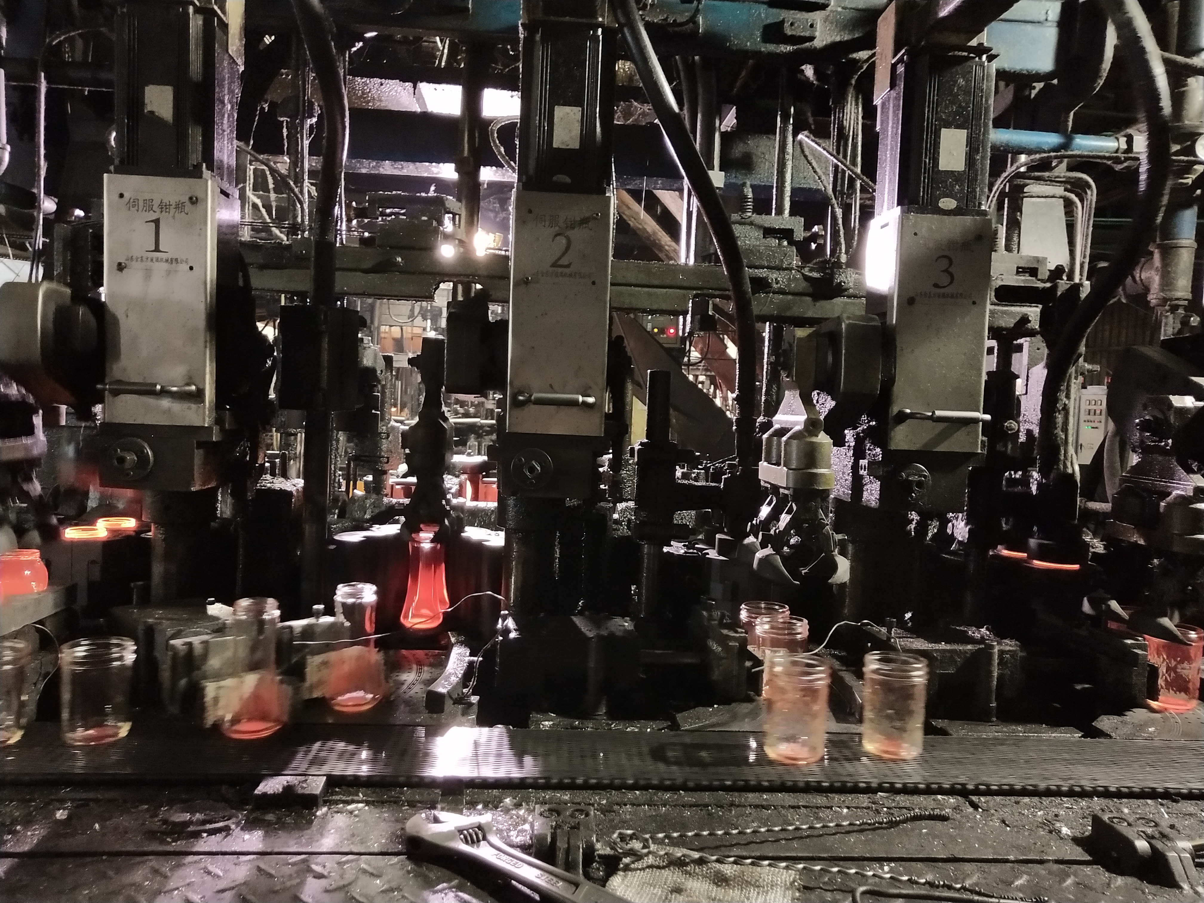 Airless Customized Luxury Amber 240ml Round 8OZ Cosmetic Jars and Bottles with Lid