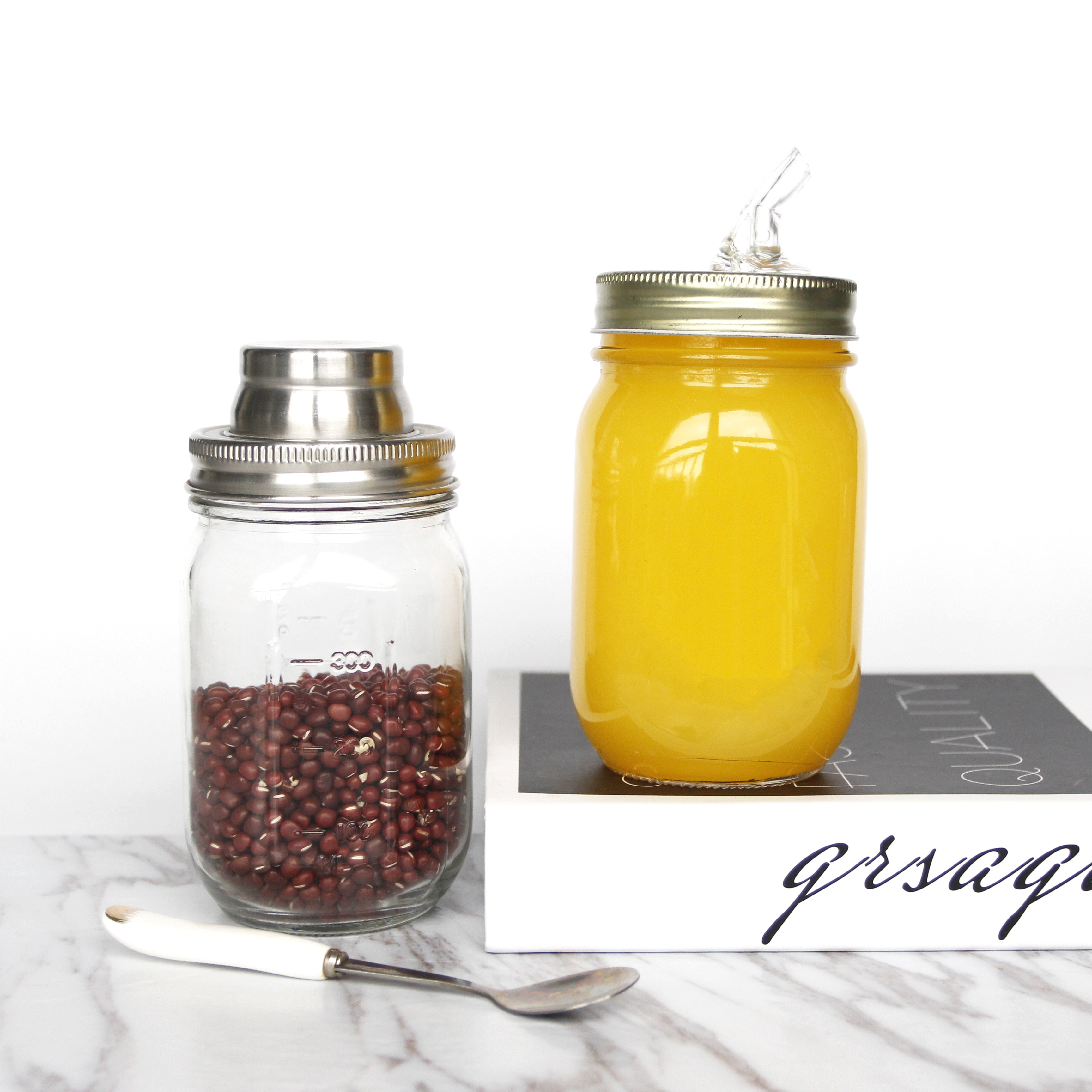 Airtight beverage container clear 24oz glass mason jar for smoothies moonshine packaging with pouring lid