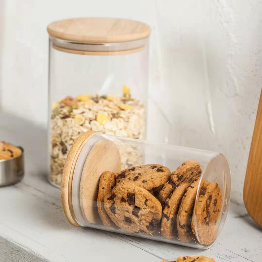 Airtight hot sale high borosilicate glass jar for kitchen storage dry food with bamboo lid and cork lid