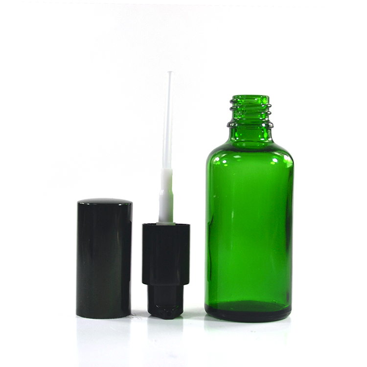 Alibaba china supply 50 ml 100ml clear amber blue green glass spray bottles for face cosmetic lotion