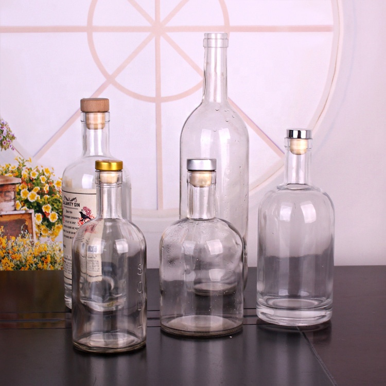 All size available glass vodka bottle rum glass bottle with cork