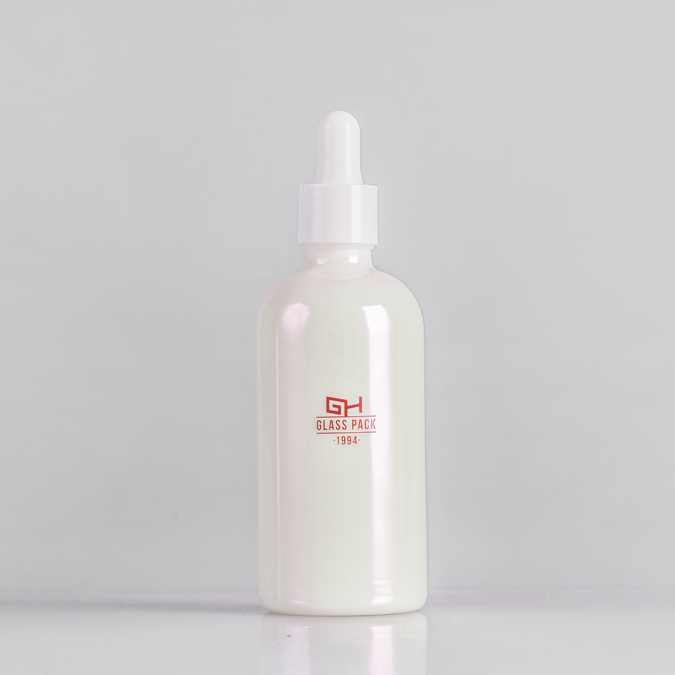 Aluminium coating Empty white opal glass serum bottle and cream jar