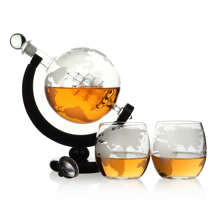 Amazon 850ML Glass Globe Whiskey Wine Vodka Decanter Set With Matching Glasses And Bar Funnel