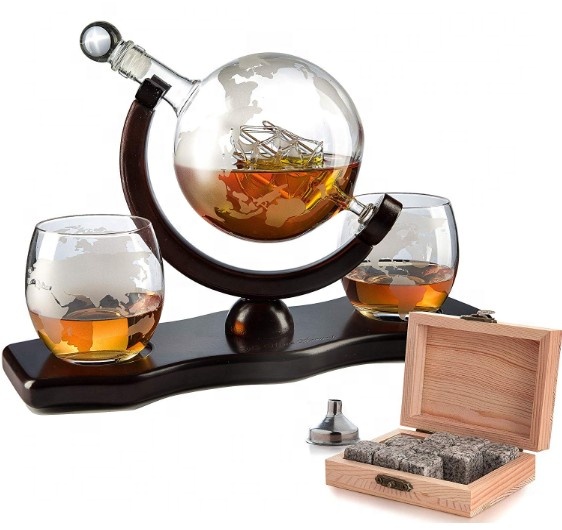 Amazon Hot Selling Handmade 850ML Etched Whiskey Globe Decanter Set