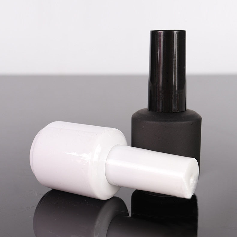 Amazon hits the shelves fashion15ml liquid medicine glass bottle nail polish glue bottle With brush