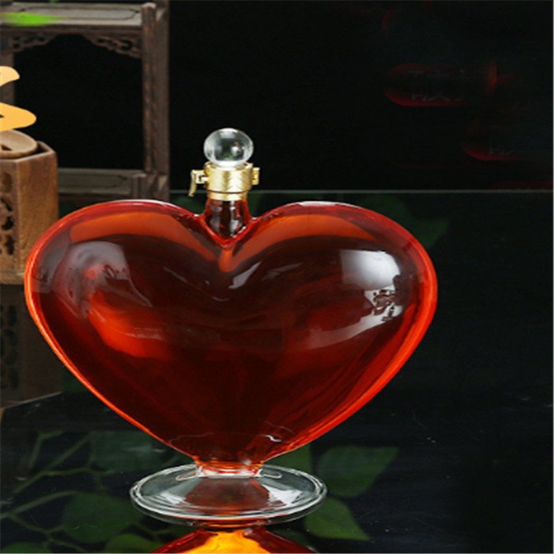 Amazon summer hot style bottle heart shape wine decanter high borosilicate whiskey decanter