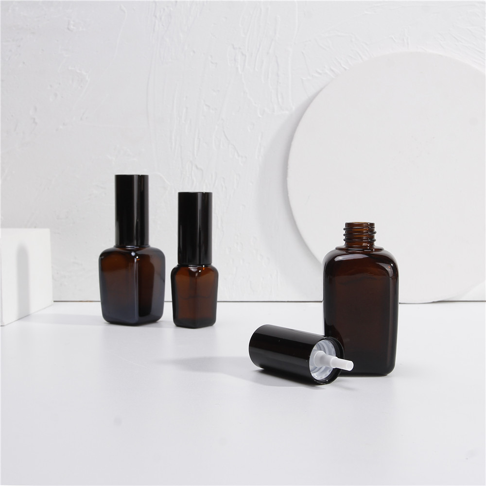 Amber Custom Square Glass Serum Bottle Essential Oil Glass Bottle With Spray Pump
