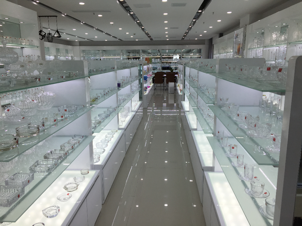 Anhui Wholesale transparent small clear custom perfume storage glass can bottle with lid