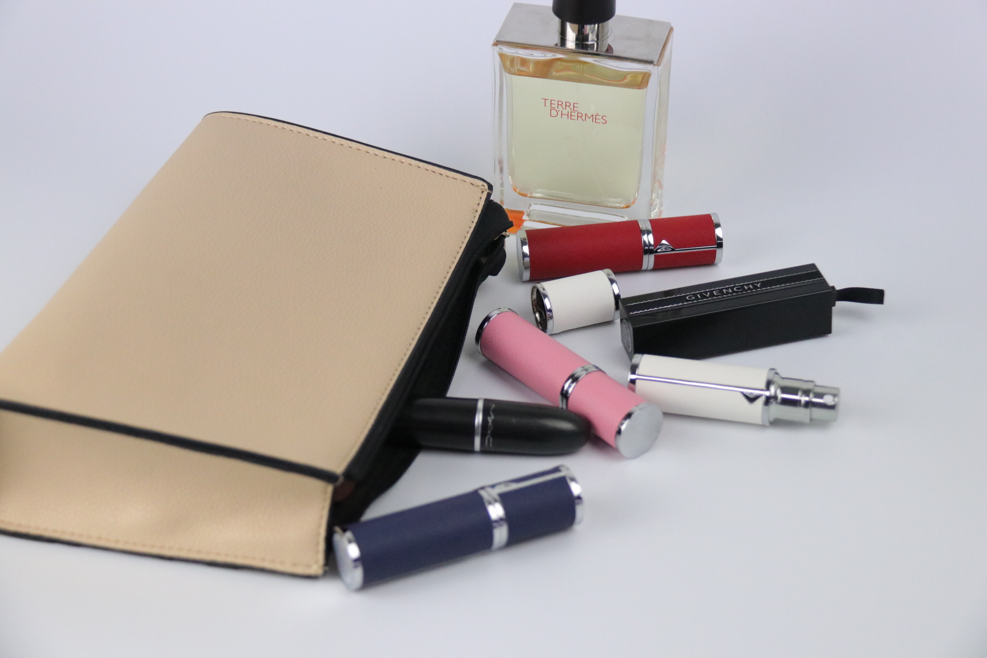 Atomizer Wholesale Refillable Bottle Black Aluminium Clear Leather Mini 10ml 5ml Aluminum Custom Metal Bottles For Perfume