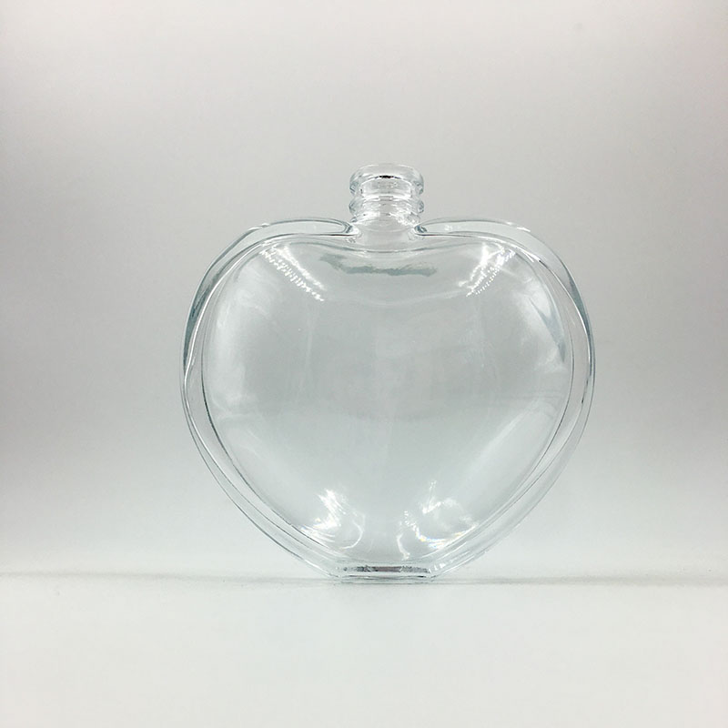 Avertan Xuzhou 85ml Empty Atomizer Bottle 50ml Refillable Clear Glass Spray Perfume Bottle Heart-shaped perfume bottle